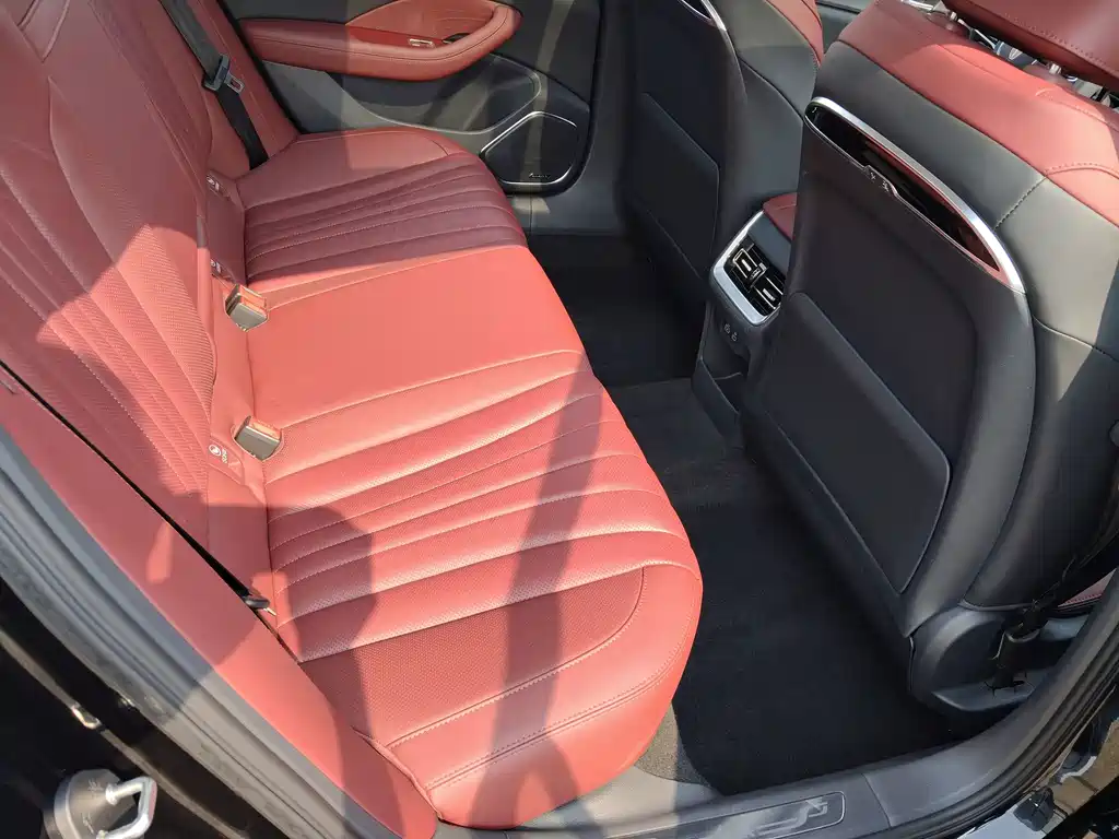 Hongqi H5 фото 7