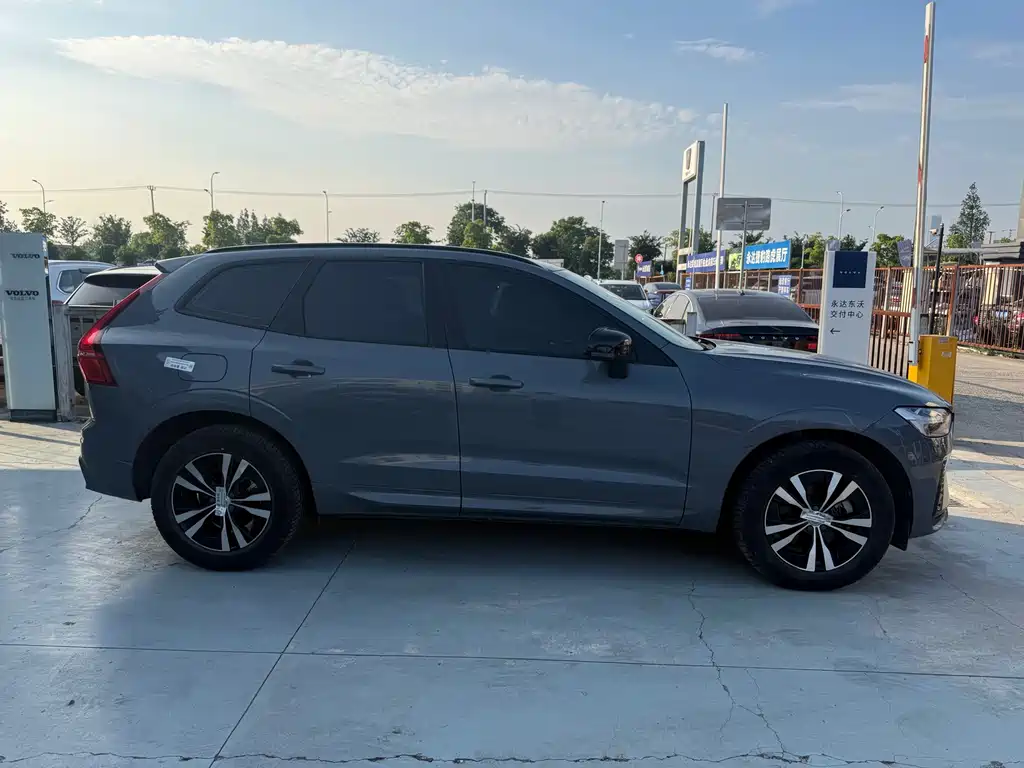 Volvo XC60 фото 4
