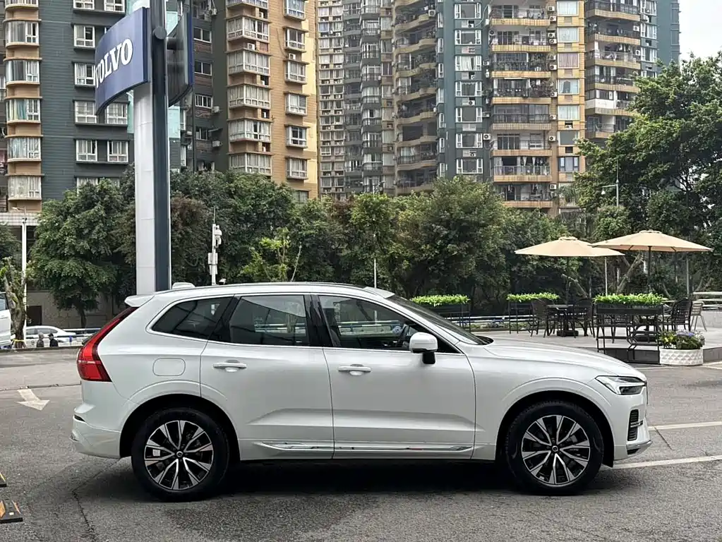 Volvo XC60 фото 4