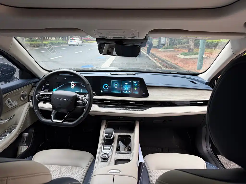 Chery Arrizo 8 фото 9