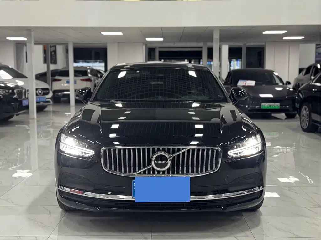 Volvo S90 фото 2
