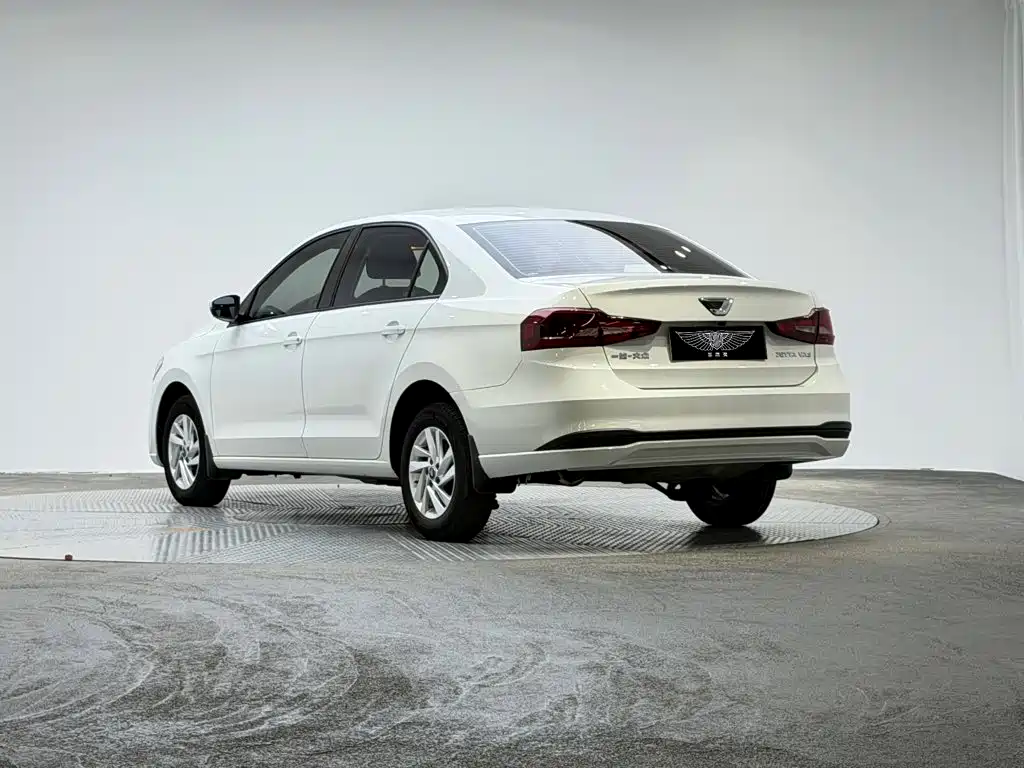 Jetta VA3 фото 3