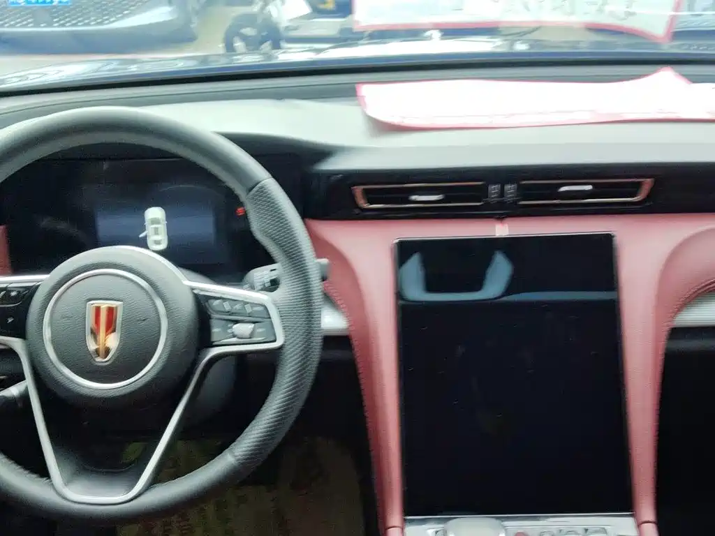 Hongqi H5 фото 4