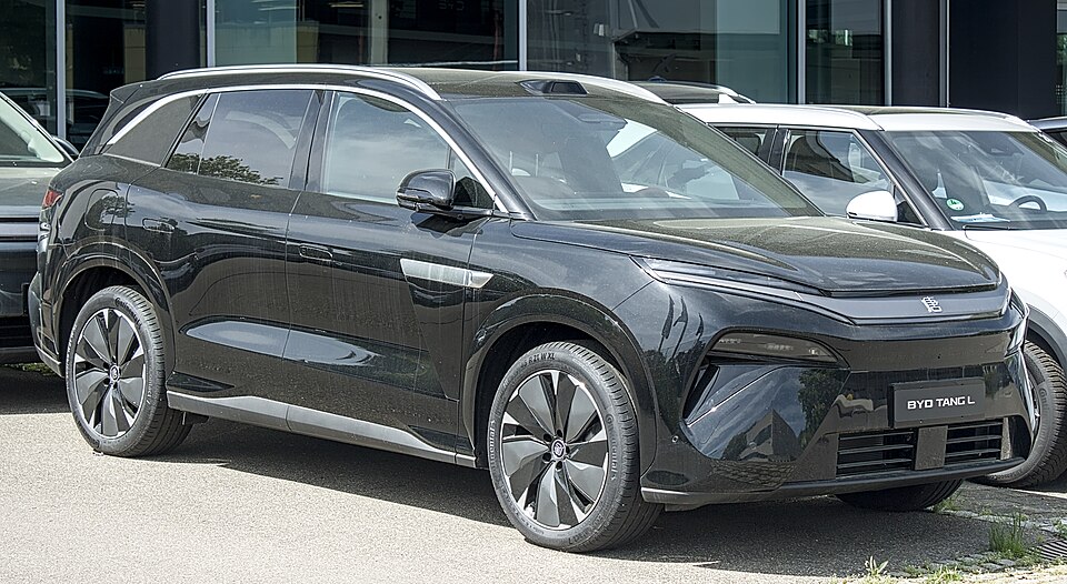 BYD Tang L