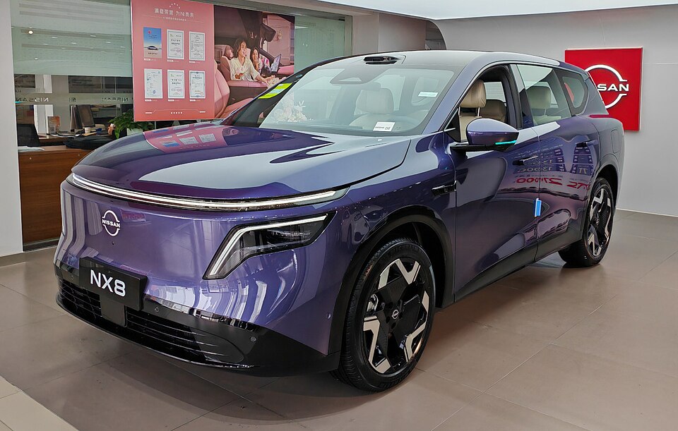 Nissan NX8